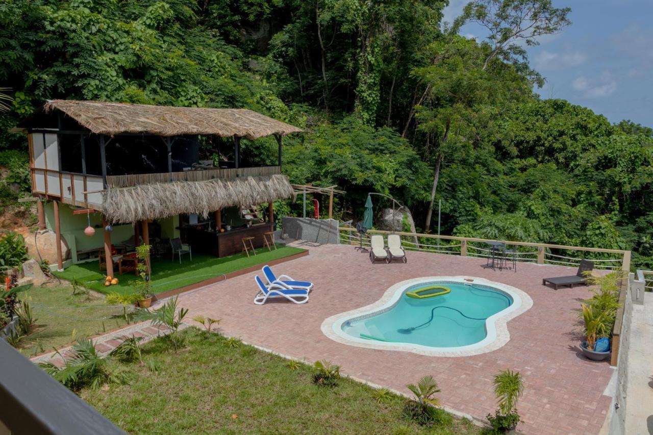Auguste Holiday Residence Anse Etoile 외부 사진