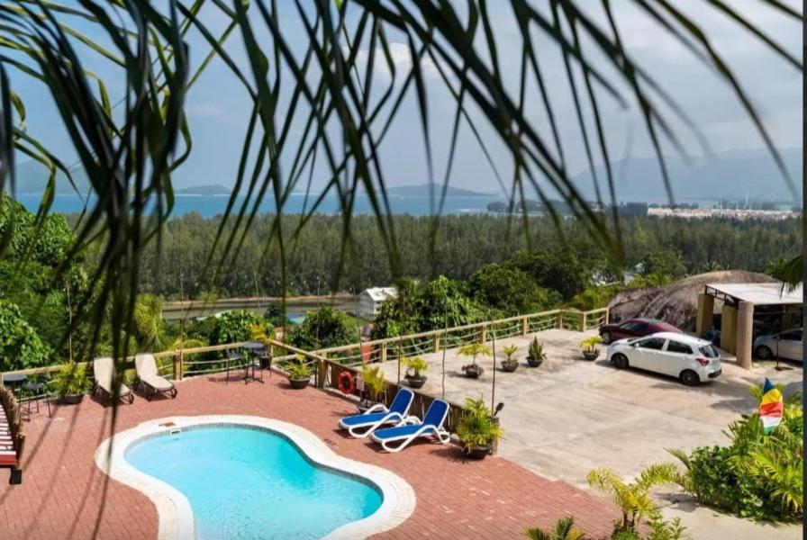 Auguste Holiday Residence Anse Etoile 외부 사진